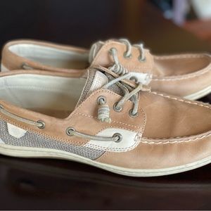 Sperry Boat Shoe Linen Oat Women’s Sz 11M. Excellent condition.